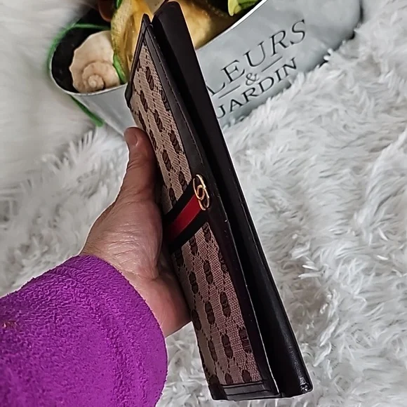 GUCCI SHERRYLINE LONG WALLET